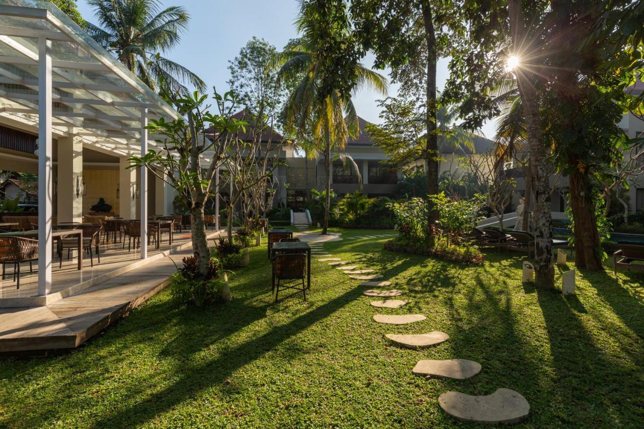 The Gantari Ubud Hotel & Villa Exterior photo